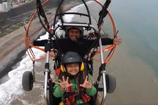 Paragliding in Lima – Costa Verde