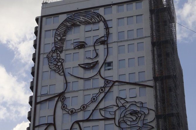 Personalities of Buenos Aires: The Lives of Evita and Borges - Evitas Impact on Argentine Society