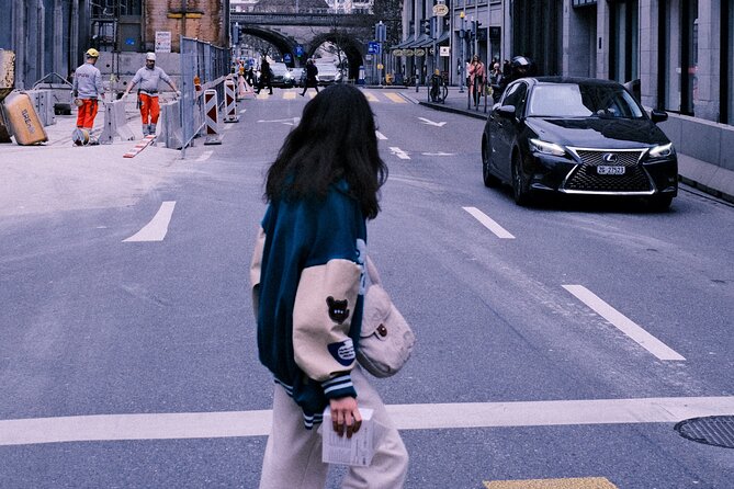 Photo Walk: Get to Know Composition in Zurich - Capacity and Pricing