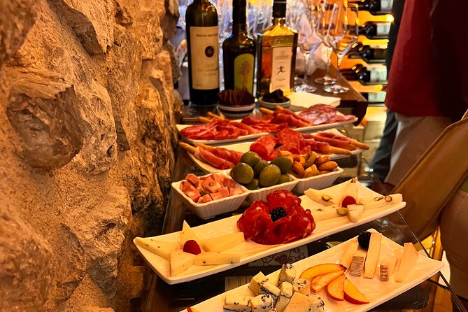 Positano Walking Tour With Wine Tasting - Meeting Point Information