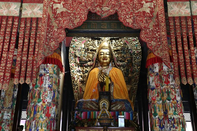 Private 2-Day Beijing Sightseeing With VIP Acrobatic Show Option - Logistics and Pickup Details