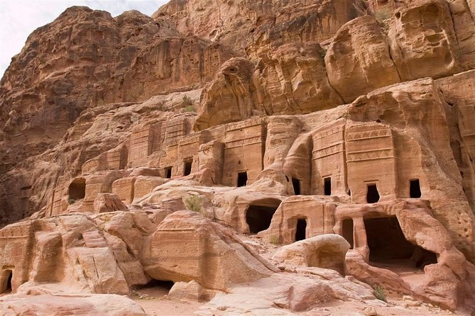 Private 2 Day Tour of Petra, Aqaba and Wadi Rum