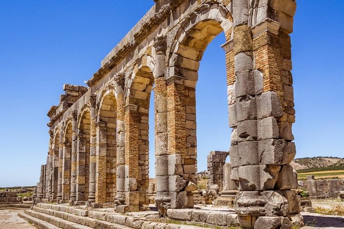 Private 2 Days Tour From Fez to Volubilis, Meknes and Chefchaouen