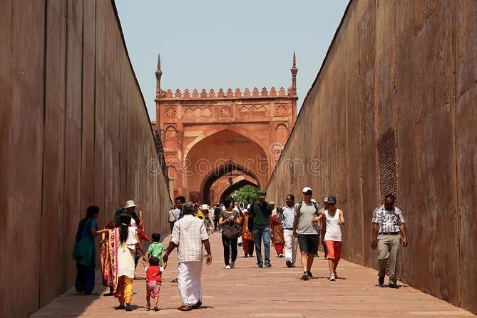 Private 2 Days Tour Including City Tour of Delhi and Agra by Car - Tour Overview