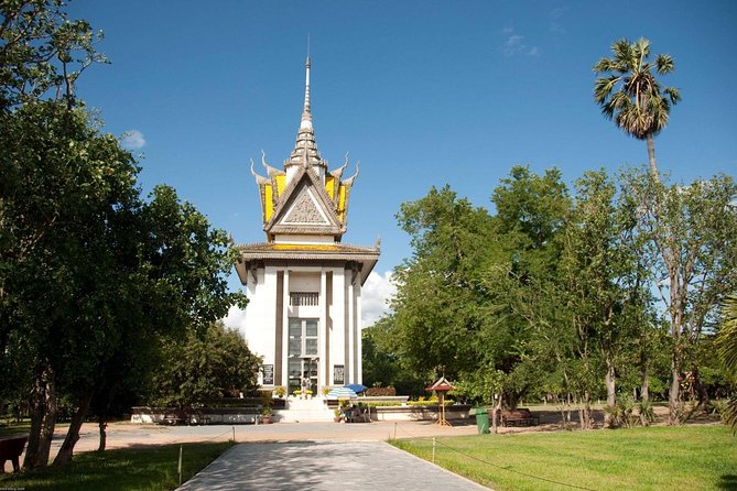Private 2 Days Tour to Phnom Tamao Zoo & Killing Field - Tour Itinerary