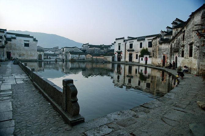 Private 2 Days Tour to Visit Huangshan Mountain and Hongcun Village