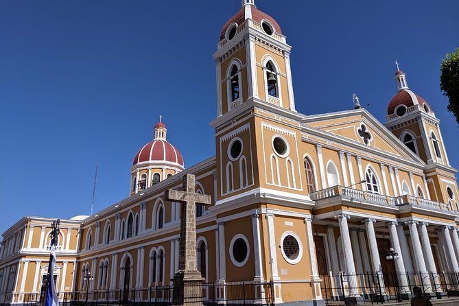 PRIVATE Boat Ride + Colonial City Tour at Granada+Catarina Lookout