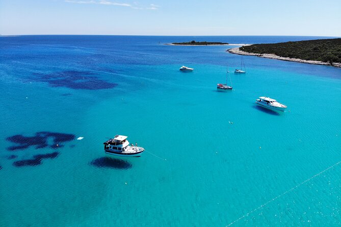 Private Boat Tour to Island Molat, Beach SAKARUN and DUGI OTOK - Meeting and Pickup