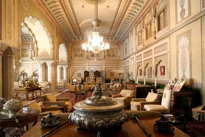 Private Champagne Tour Of Chandra Mahal, Jaipur - Exclusions