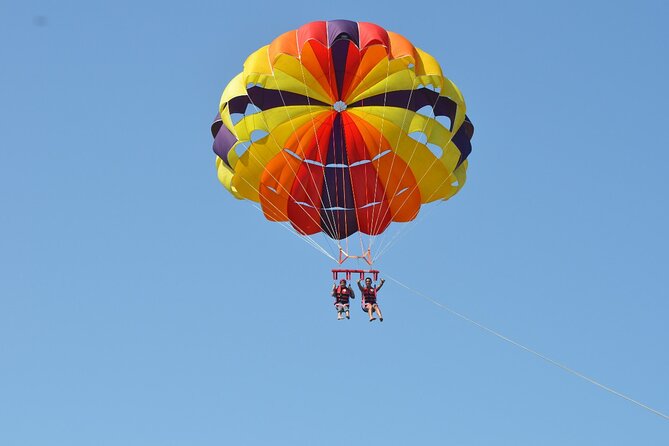 Private City Tour & Parasailing Adventure With Transfer From Hurghada - Inclusions of the Tour