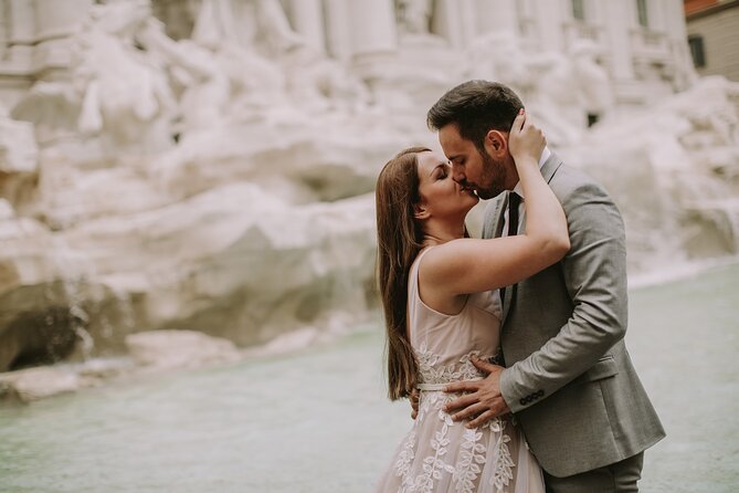 Private Classic Rome Photoshoot in Trevi Fountain & Pantheon - Meeting Point