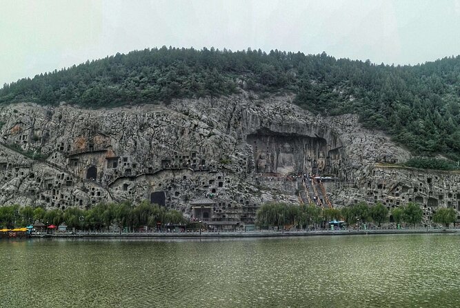 Private Day Tour in Luoyang: Longmen Caves, Baima Temple, Ancient Art Museum