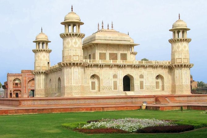 Private Day Trip of Taj Mahal and Agra Fort With Lunch From Delhi - Tour Highlights