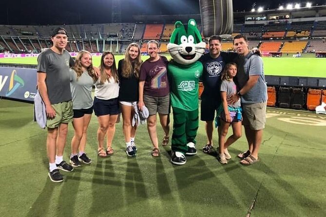 PRIVATE Football Tour Medellin PRIVATE - Meeting and Pickup