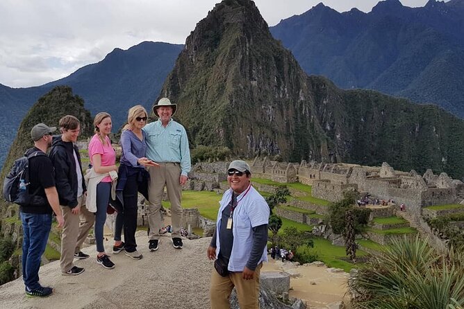 Private Full Day Guided Tour in Machupicchu by Train - Meeting and Pickup