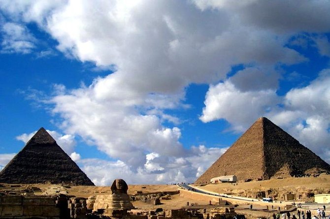 Private Full Day Tour to Giza Pyramids, Sphinx and Sakkara From Cairo - Tour Highlights