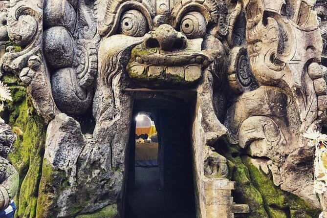 Private Full Day Ubud Experience - Meeting and Pickup Details