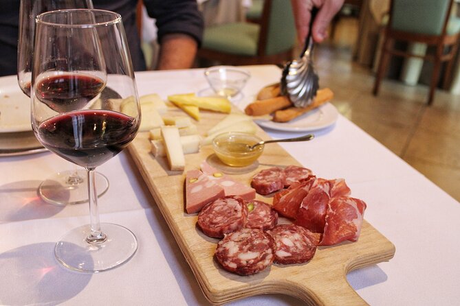 Private Guided Sicilian Winery Visit With Lunch - Lunch Menu and Beverages