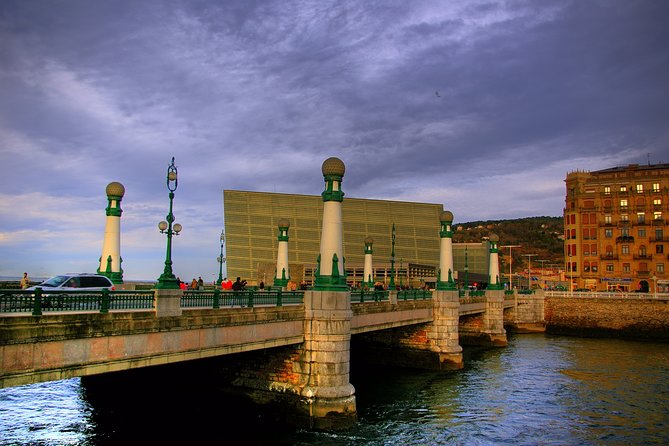 Private Guided Sightseeing Bike Tour of San Sebastian - Inclusions Provided