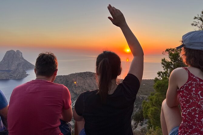 Private Guided Walking Tour - Es Vedra Sunset