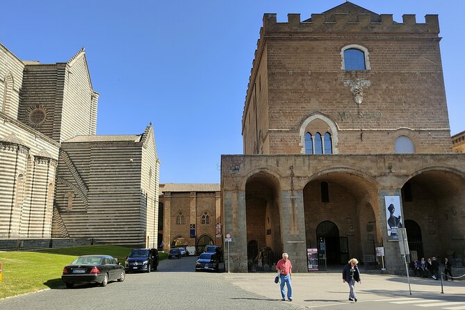 Private Historical and Wine Tour in Orvieto - Pickup Options