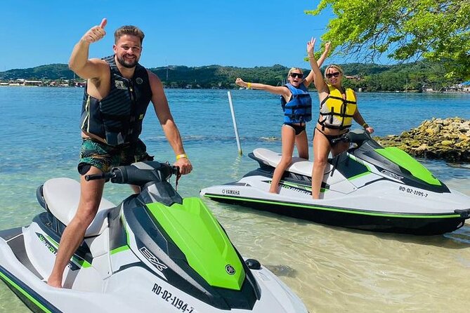 Private Island Escape - Operating Hours and Start Time
