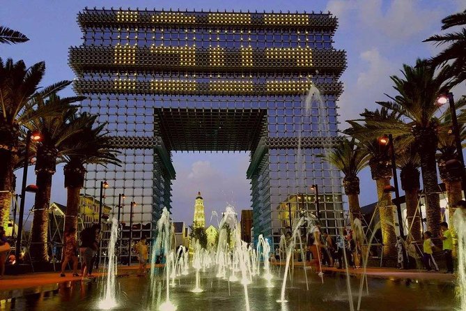 Private Kunming Illuminated Night Tour: Dianchi Lake,1903 Park and Fountain Show - 1903 Park