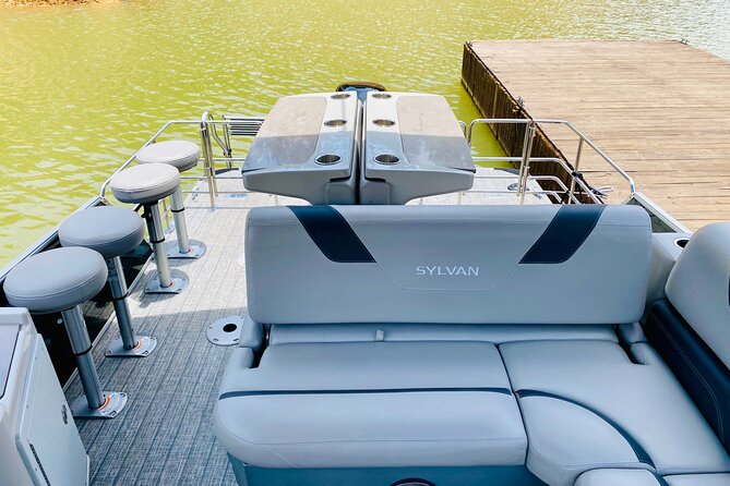 Private Luxury Pontoon Yacht in Guatape - Booking Your Experience