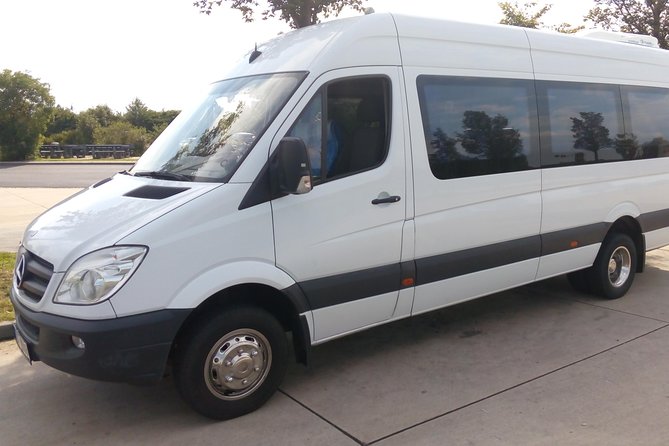 Private One Way Transfer From Salzburg to Prague - Travel Requirements