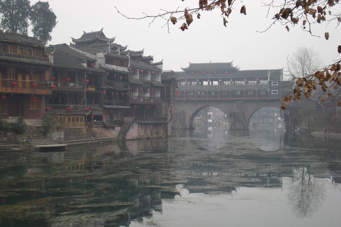 Private Overnight Tour to Fenghuang Old Town From Changsha - What To Expect