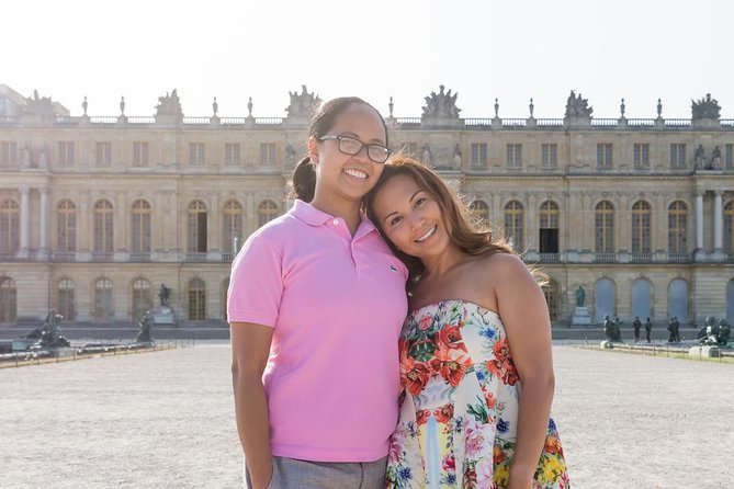 Private Photo Session With a Local Photographer in Chambery