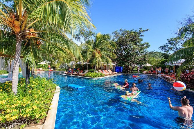 Private Shuttle From Liberia Airport to Dreams Las Mareas - Stress-free Vacation Start