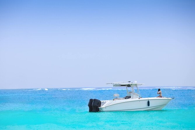 Private Speedboat Transfer to Your Chosen Island in Hurghada