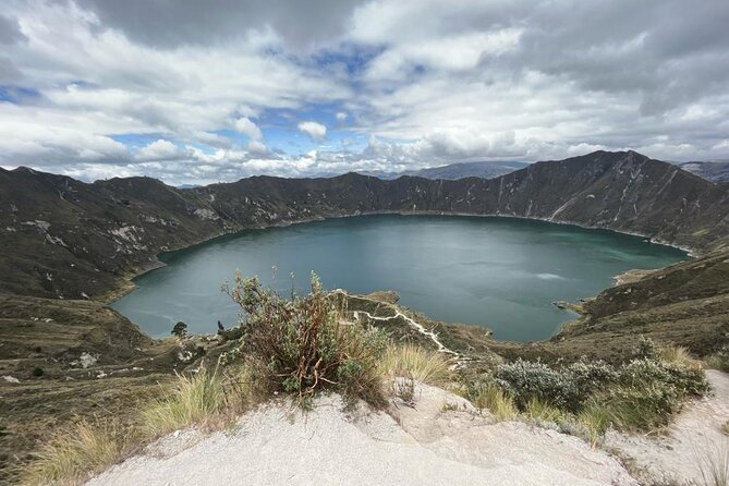 Private Tour at Cotopaxi and Quilotoa One Day Include Paint Class - Tour Itinerary