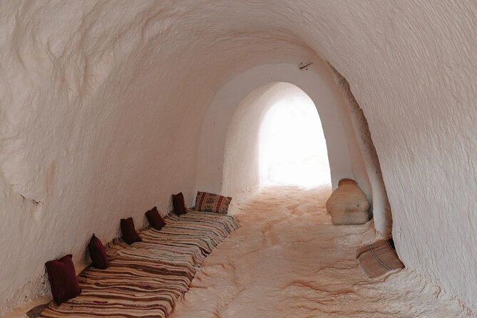 Private Tour in Berbers and Nomads Douz and Tozeur in 2 Days