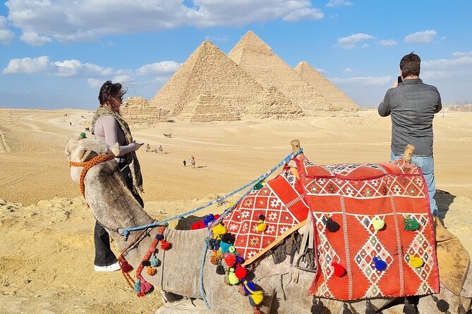 Private Tour in Giza Pyramids, Museum and Bazzar - Meeting and Pickup Details