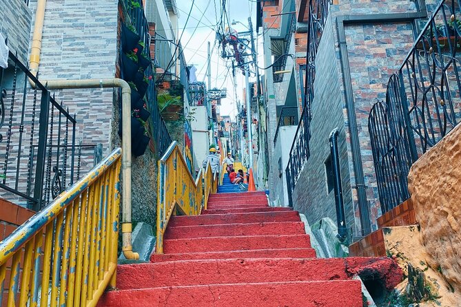 Private Tour in Pablo Escobar and Comuna 13 Medellin - Pickup and Additional Information