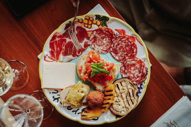 Private Tour of Pompeii With Organic Lunch and Wine - Meeting Point Details