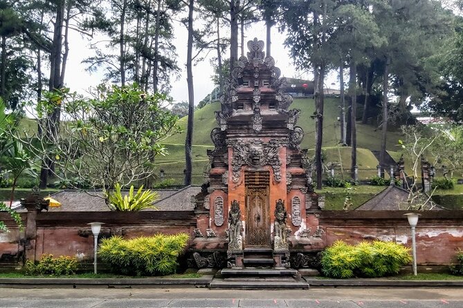 Private Tour Tirta Empul Temple And Gunung Kawi - Tour Duration and Extra Charges