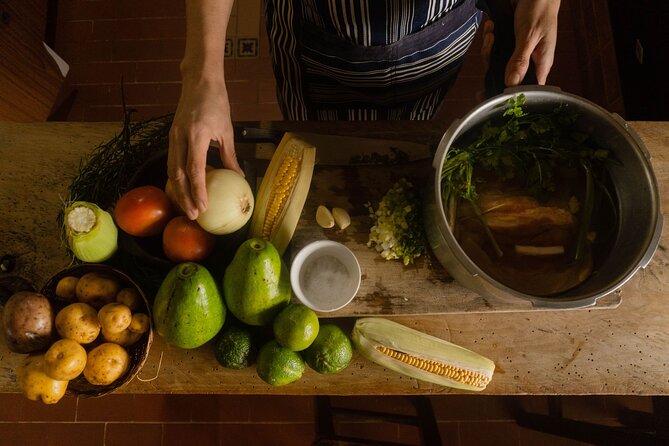 Private Traditional Colombian Cooking Class in Pereira - Experience Details