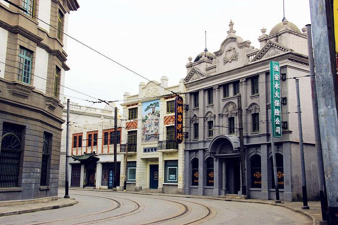 Private Transfer Between Shanghai Chedun Film Park and City Hotels - Meeting and Pickup Information