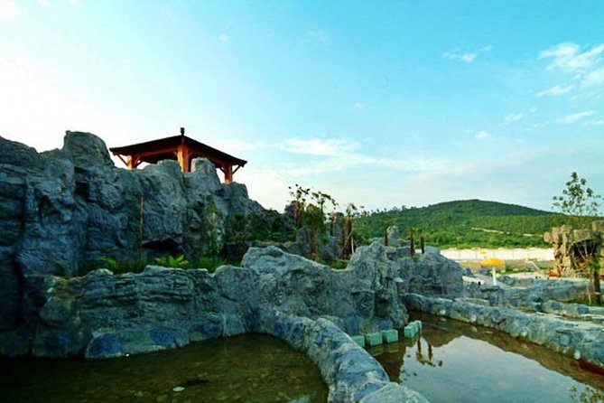 Private Transfer Between Tangshan Hot Spring Resort and Nanjing Lukou Airport
