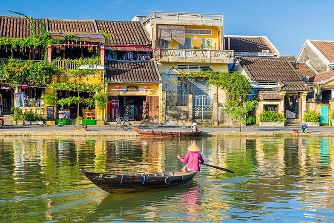 Private Transfer From Chau Doc to Tan Son Nhat (Sgn) Airport - Service Details