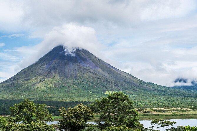 Private Transfer From La Fortuna to Juan Santamaria Airport Area - Reviews