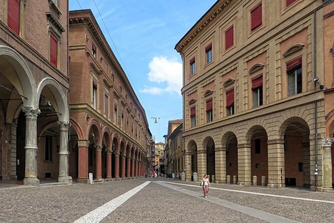 Private Transfer From Milan To Bologna With a 2 Hour Stop - Private Transfer Details