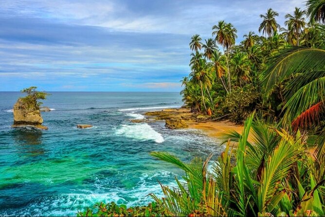 Private Transfer Service From Tamarindo To Arenal La Fortuna - Vehicle and Amenities Provided
