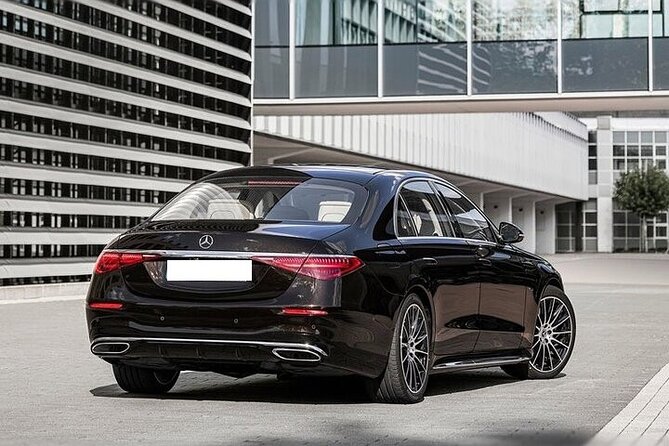 Private Transfer Valladolid Airport or City to Madrid by Sedan - Pickup and Drop-off