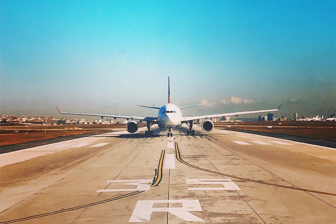 Private Transfers Between London Stansted - London Luton Airports - Traveler Requirements and Accessibility