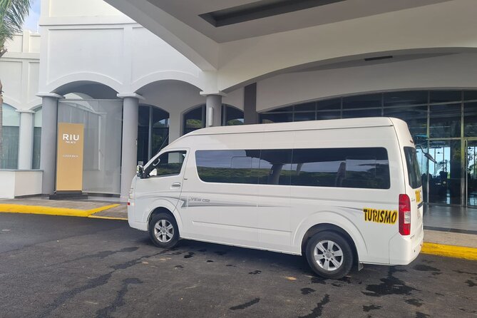 Private Transportation From Liberia Airport to Villas Playa Samara - Booking Your Transfer