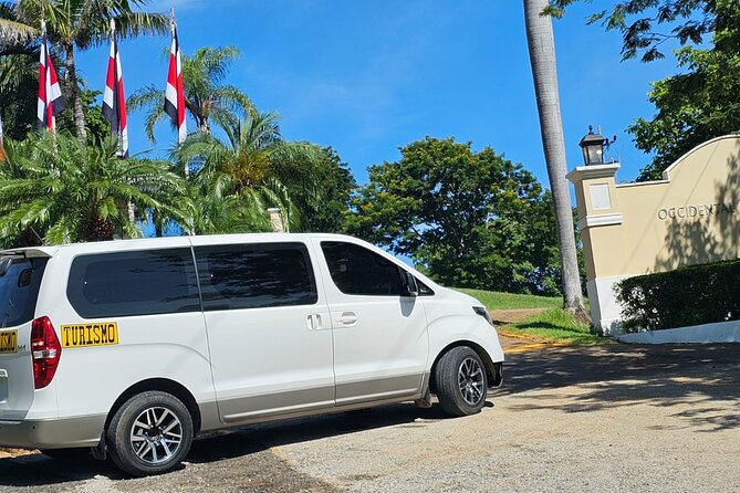 Private Transportation to and From Liberia Airport/Wyndham Tamarind - Hotel Pickup Instructions